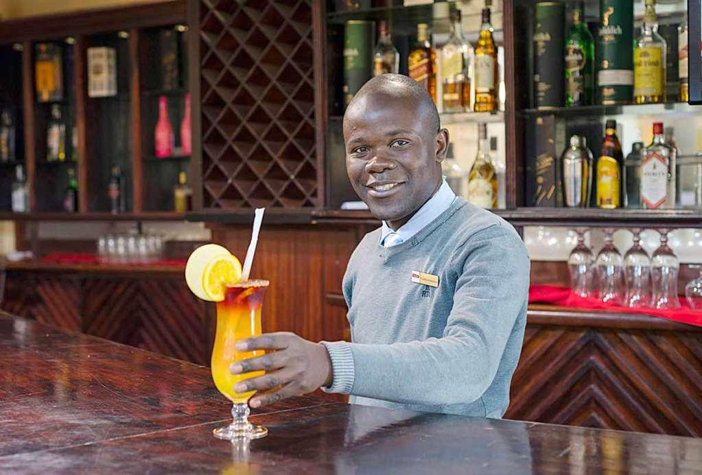 New Ambassador Hotel Harare Restaurant bilde