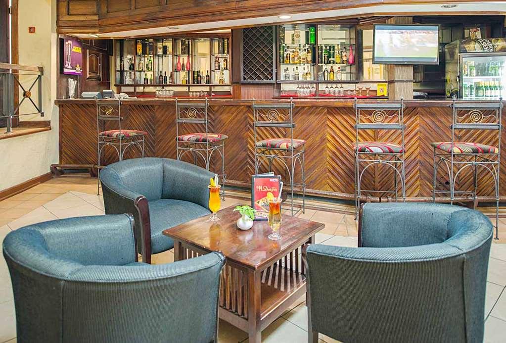 New Ambassador Hotel Harare Restaurant bilde