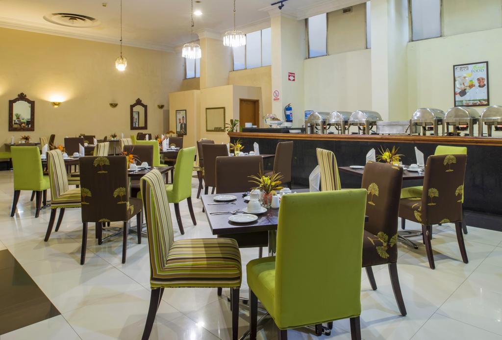 New Ambassador Hotel Harare Eksteriør bilde
