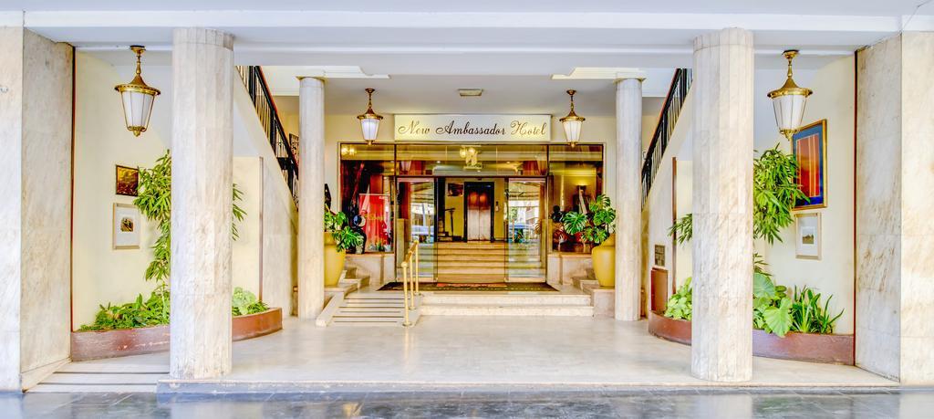 New Ambassador Hotel Harare Eksteriør bilde
